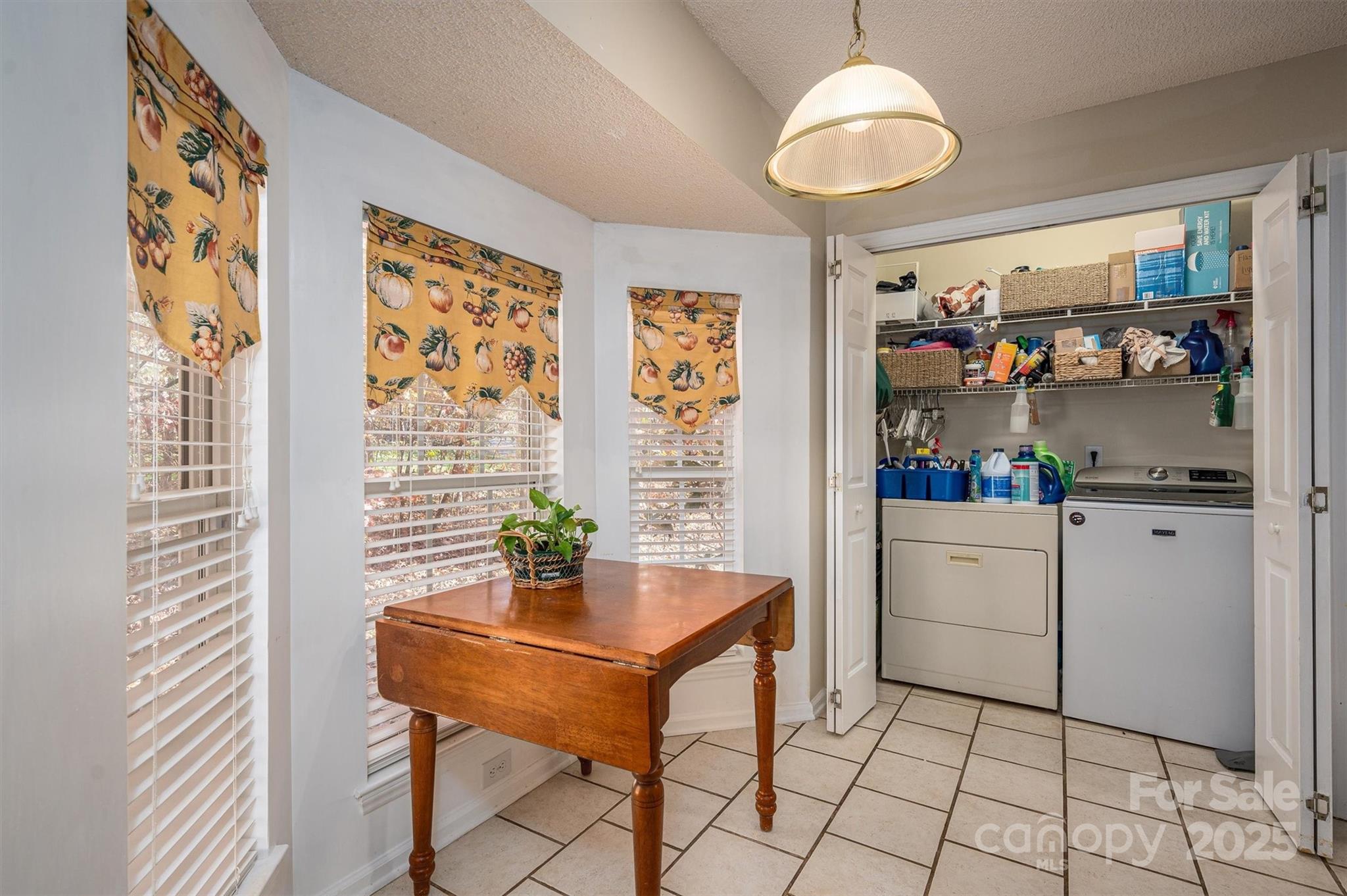1335 Huckleberry Drive