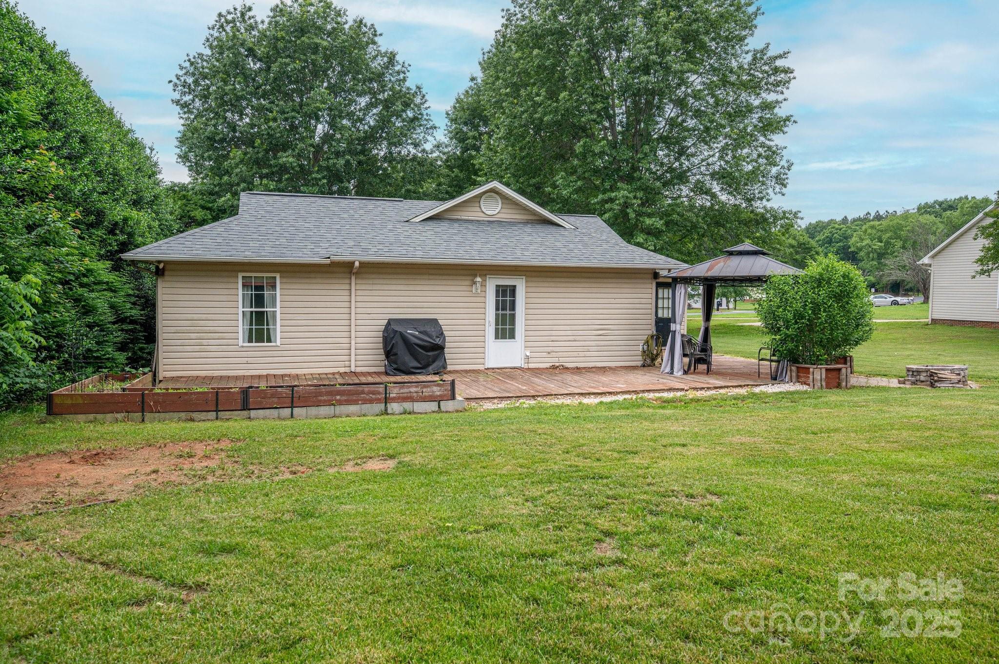 1774 Smyrna Lane