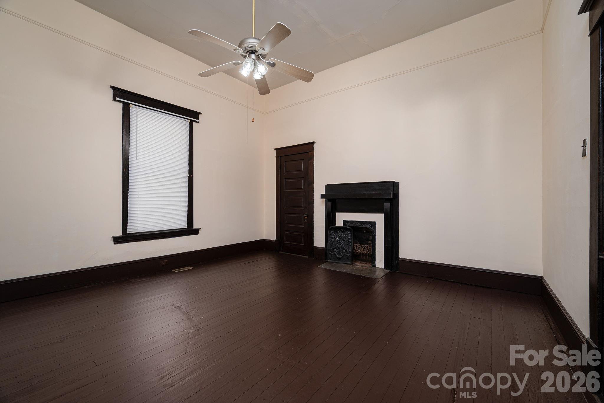 331 S Laurel Street