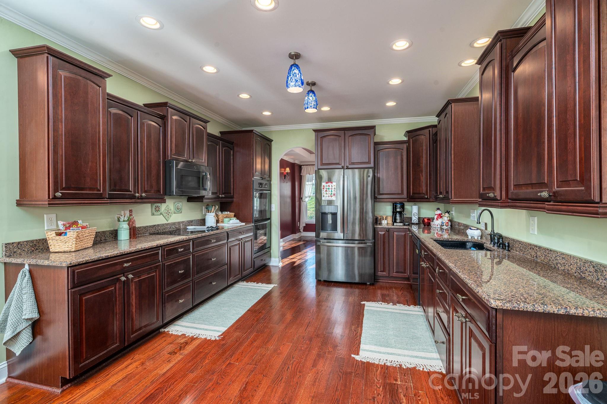 3272 Oak Ridge Circle