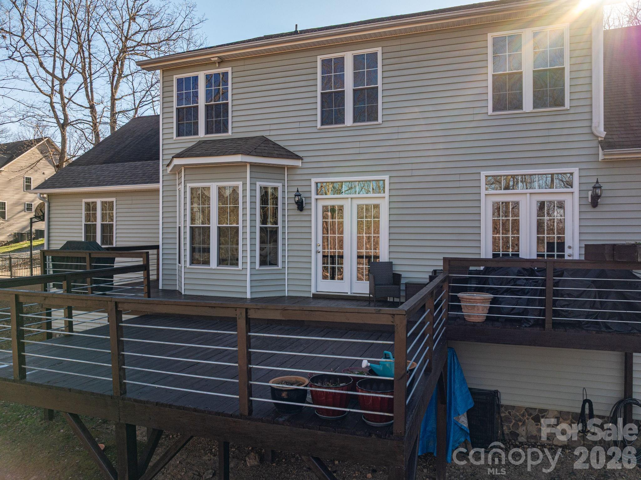 3272 Oak Ridge Circle