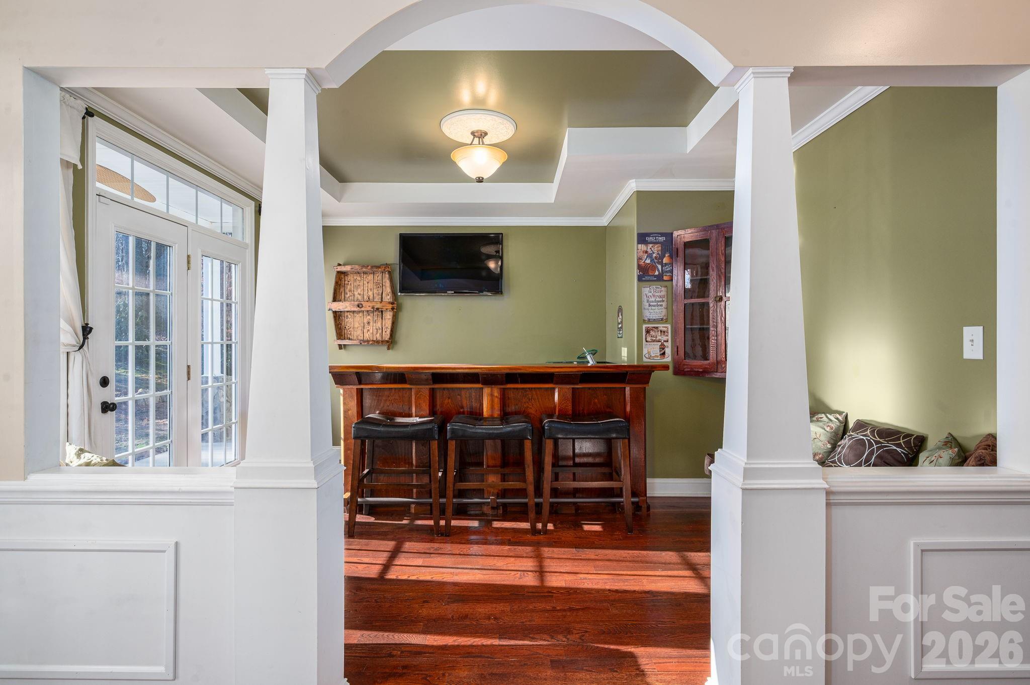 3272 Oak Ridge Circle