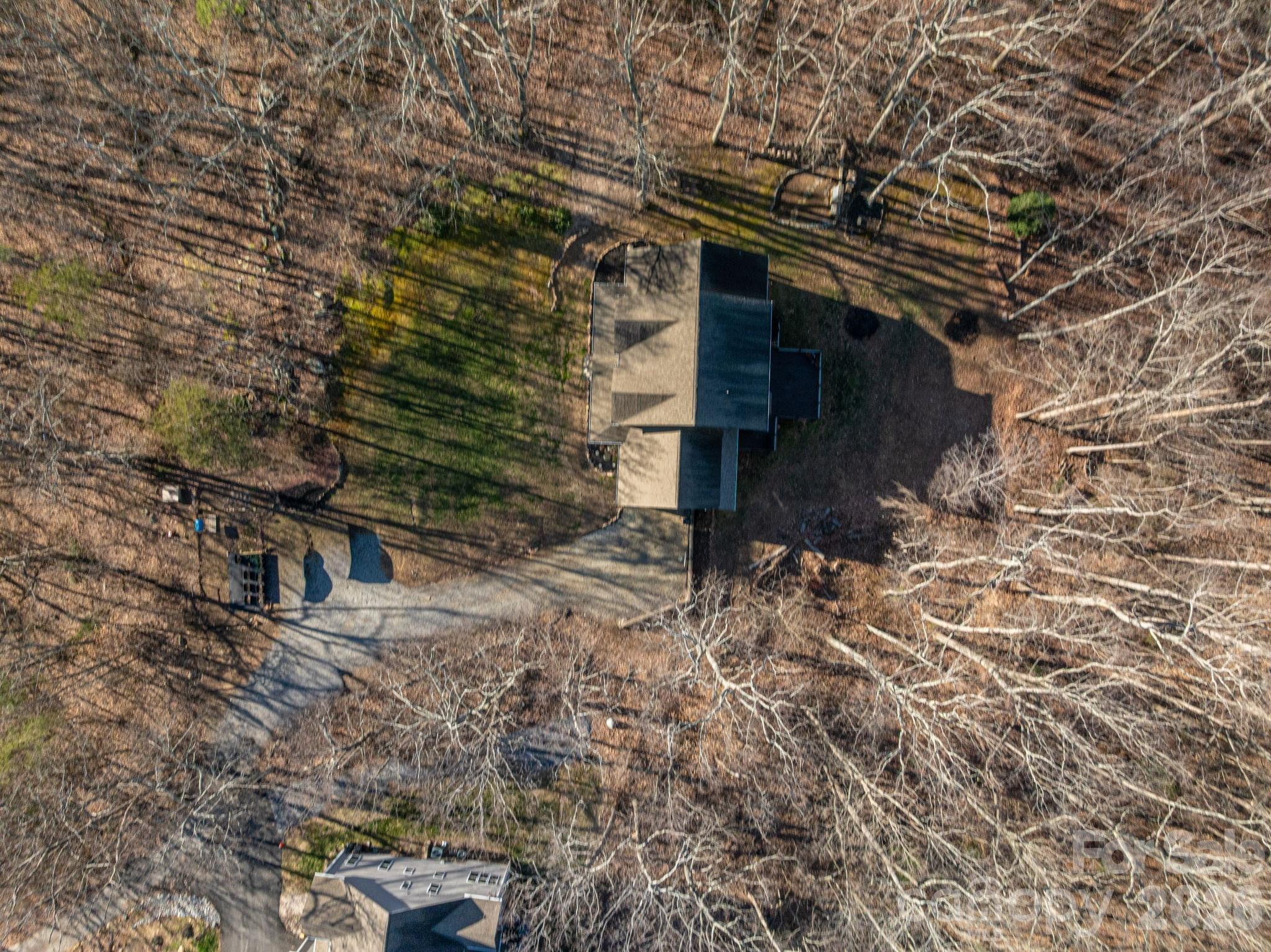 3272 Oak Ridge Circle