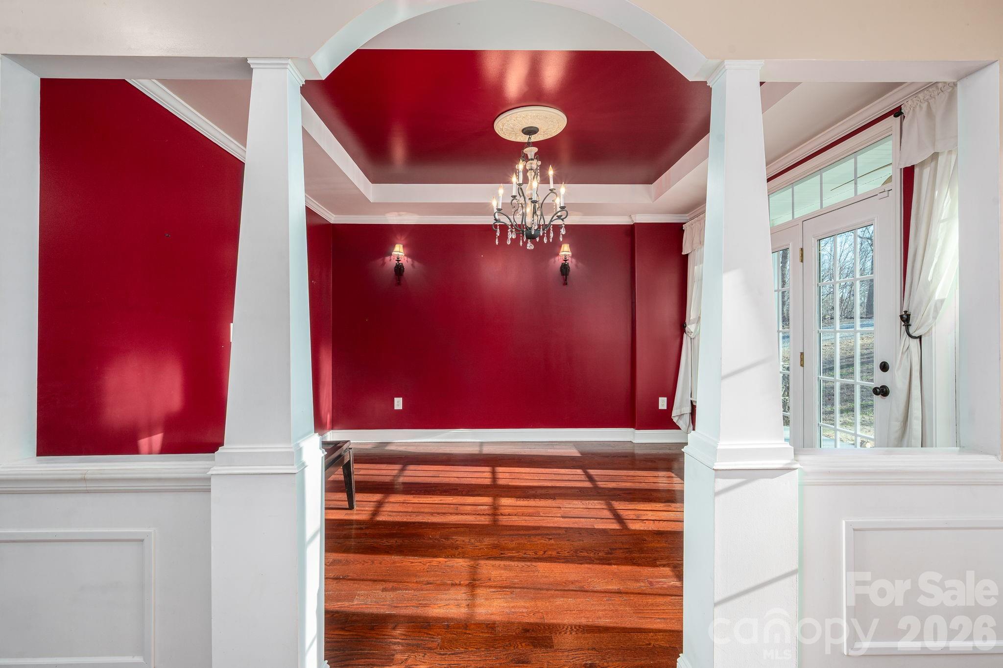 3272 Oak Ridge Circle
