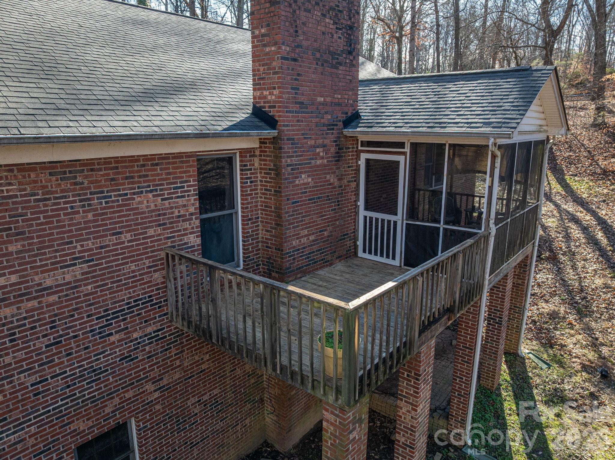 480 S Ingleside Farm Road