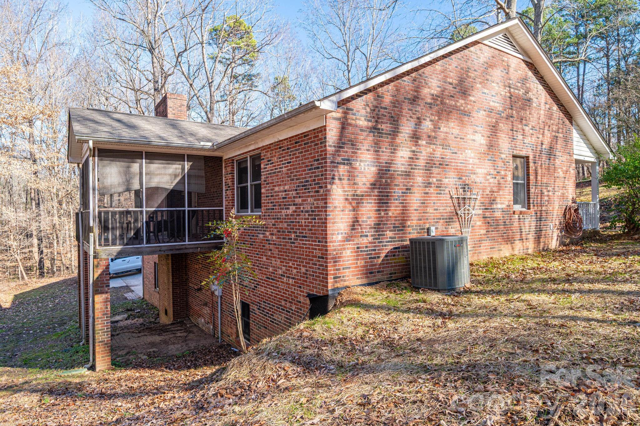 480 S Ingleside Farm Road