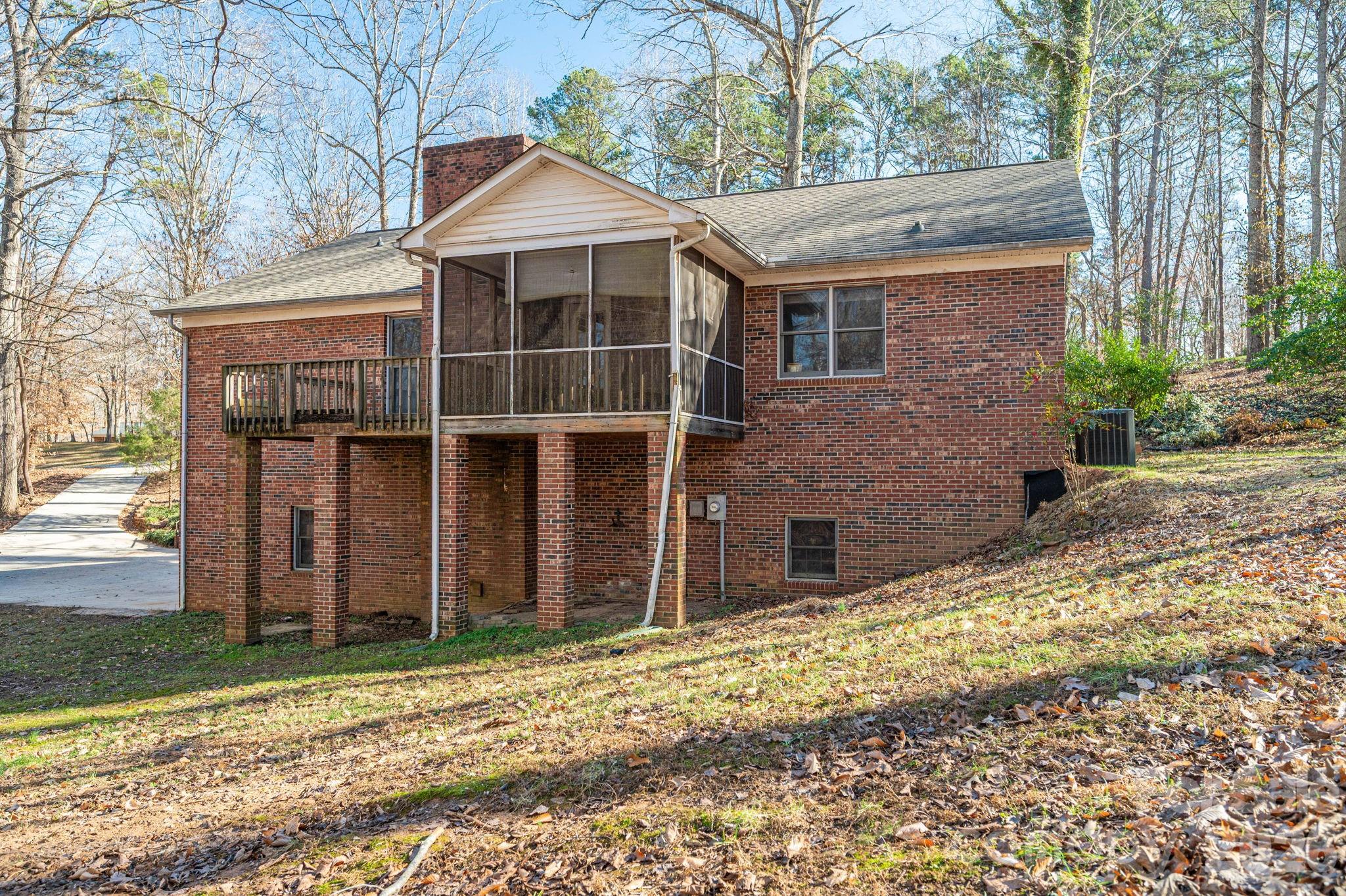 480 S Ingleside Farm Road