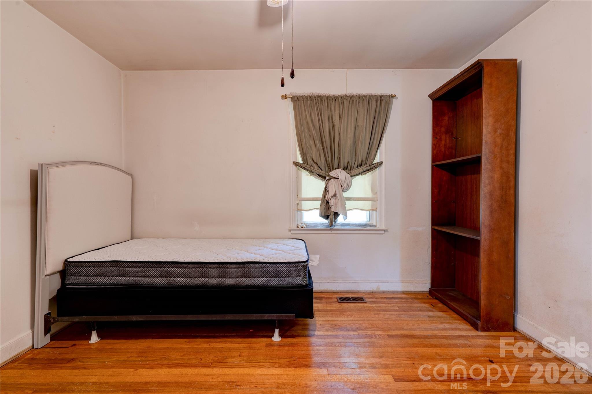 327 Woodside Drive