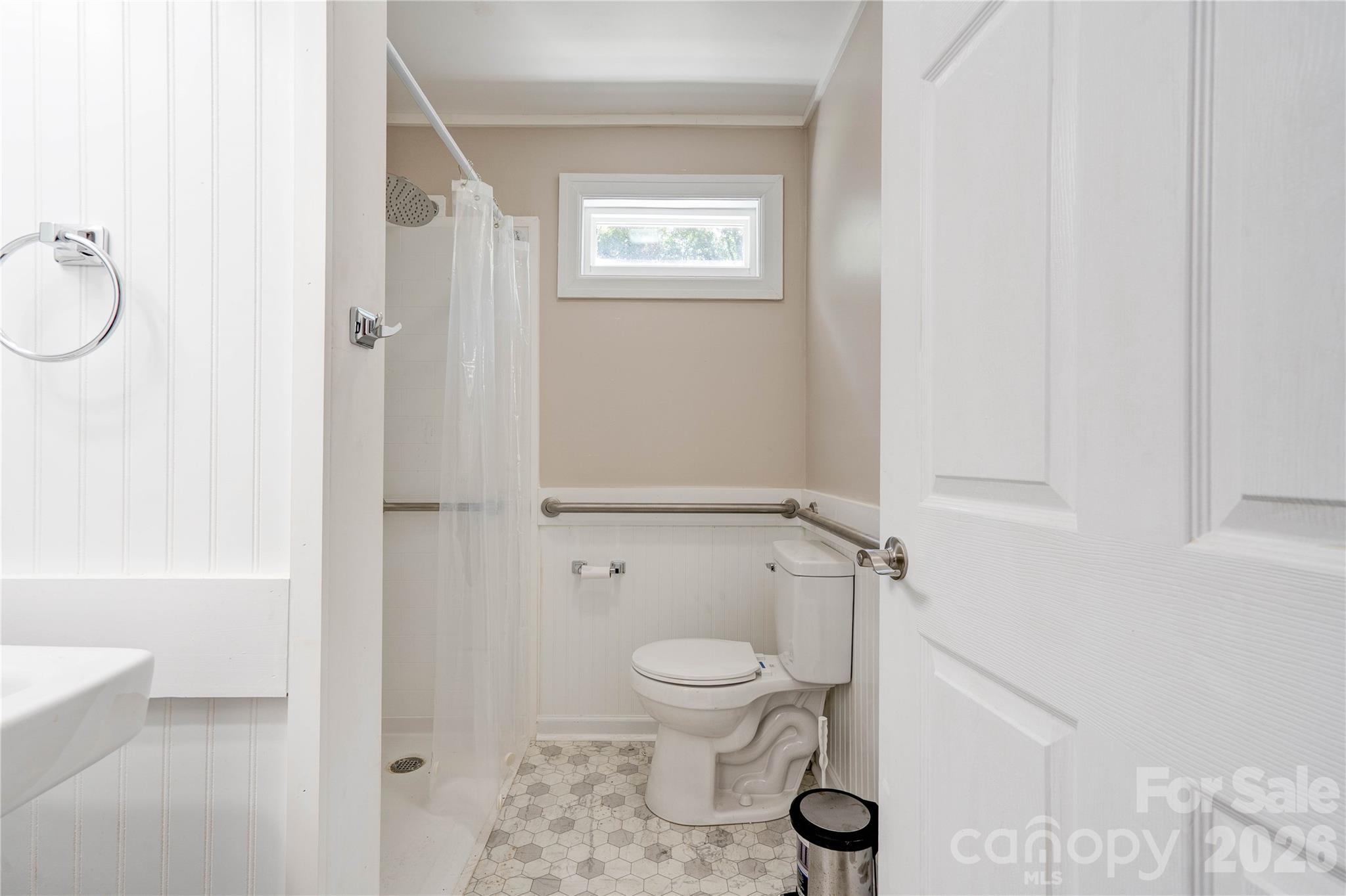 327 Woodside Drive
