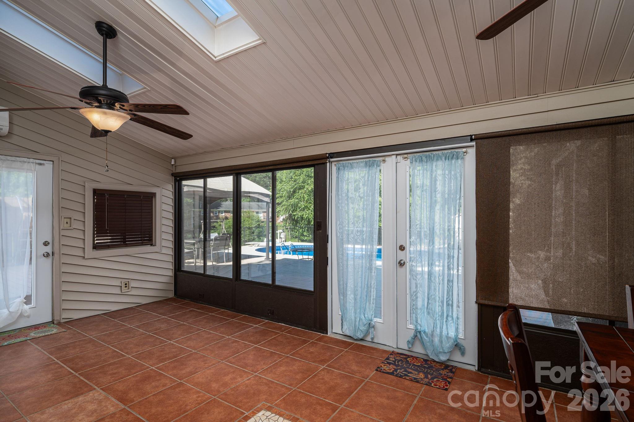 389 Caprice Circle