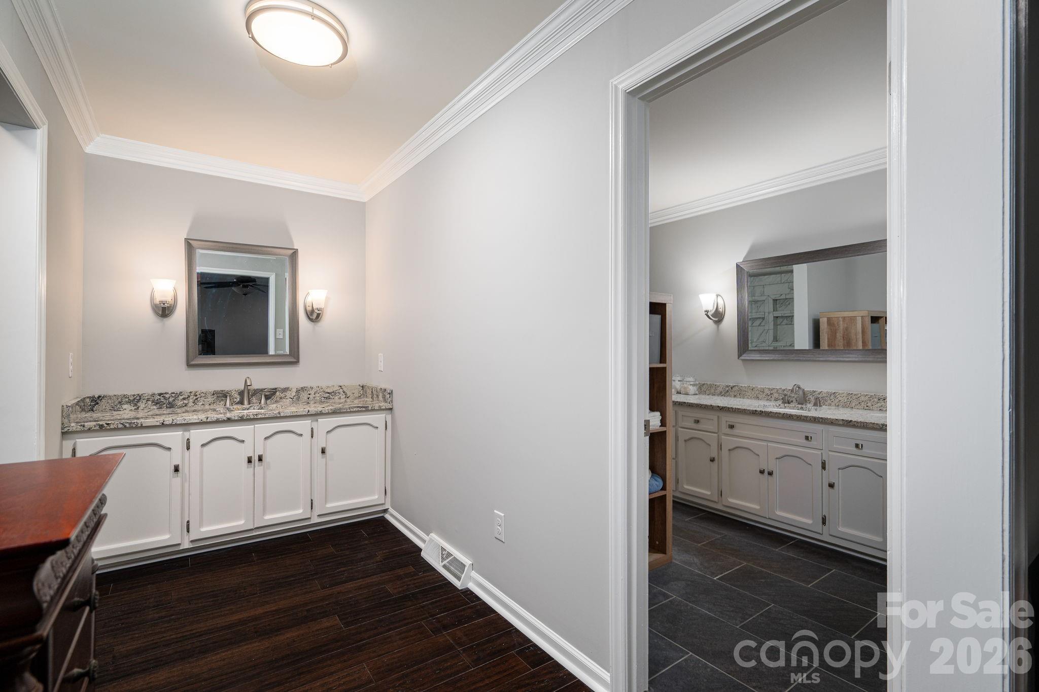 389 Caprice Circle