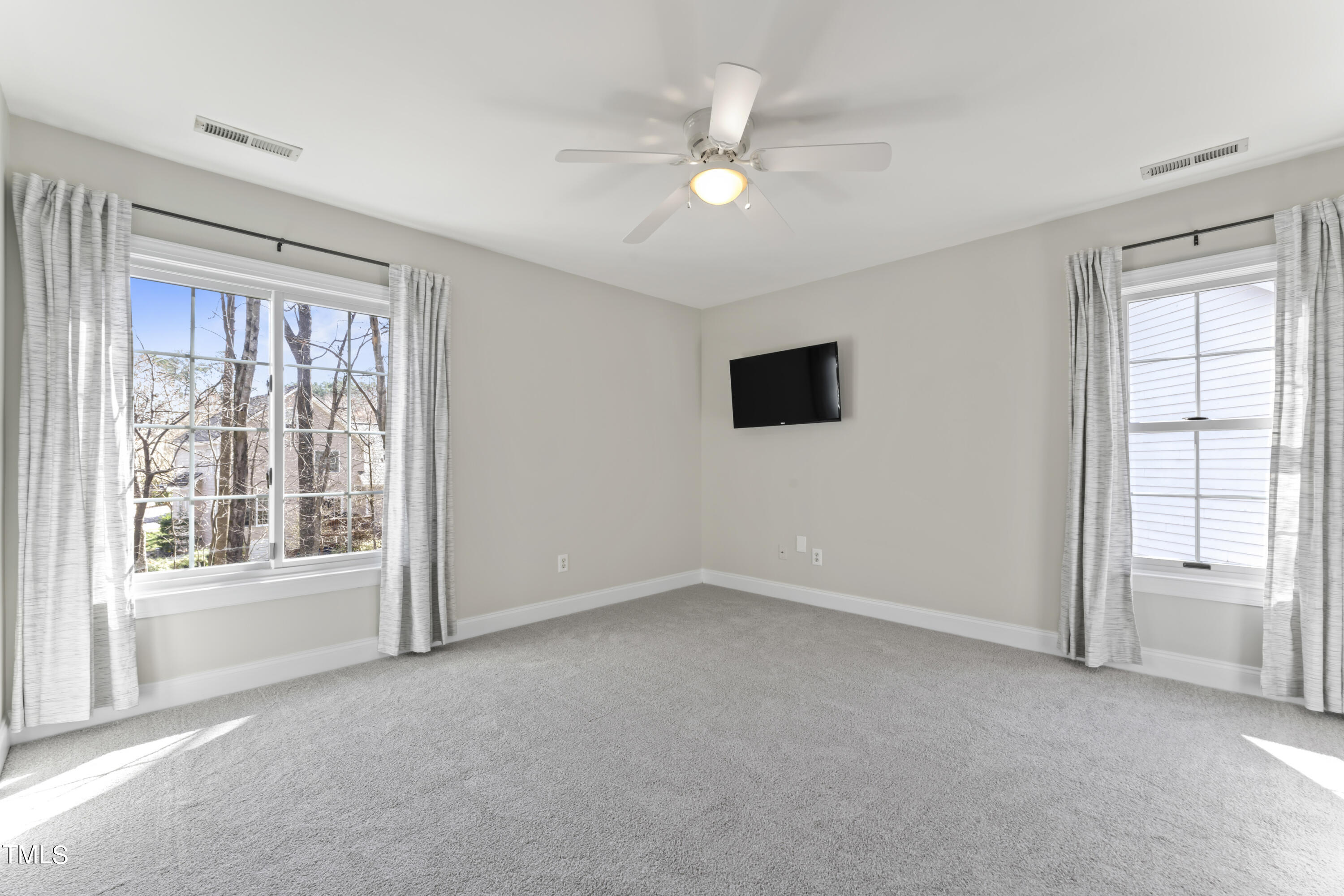 102 Old Holly Tree Court