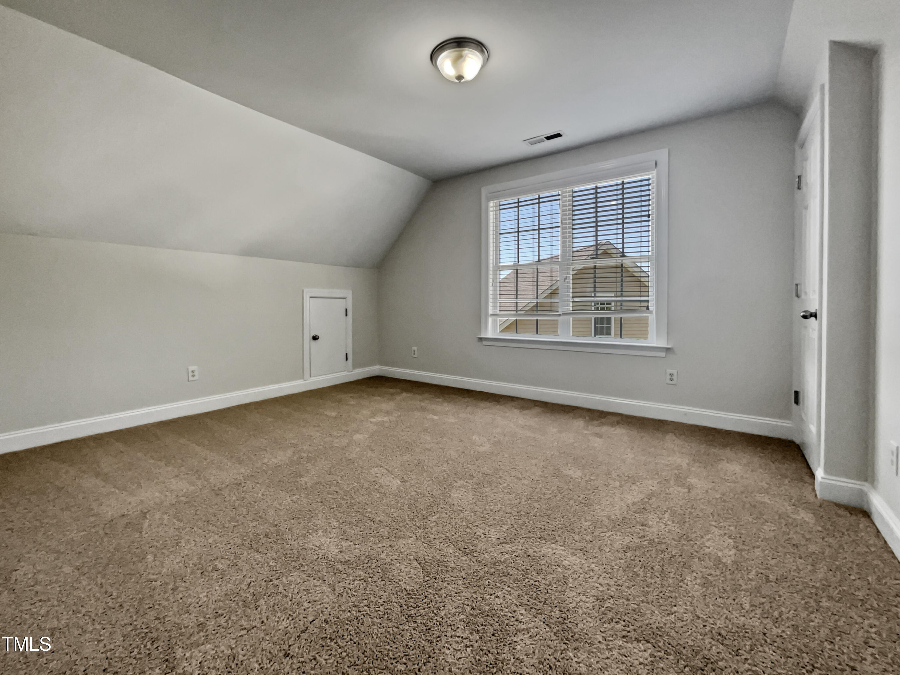 809 Pyracantha Drive