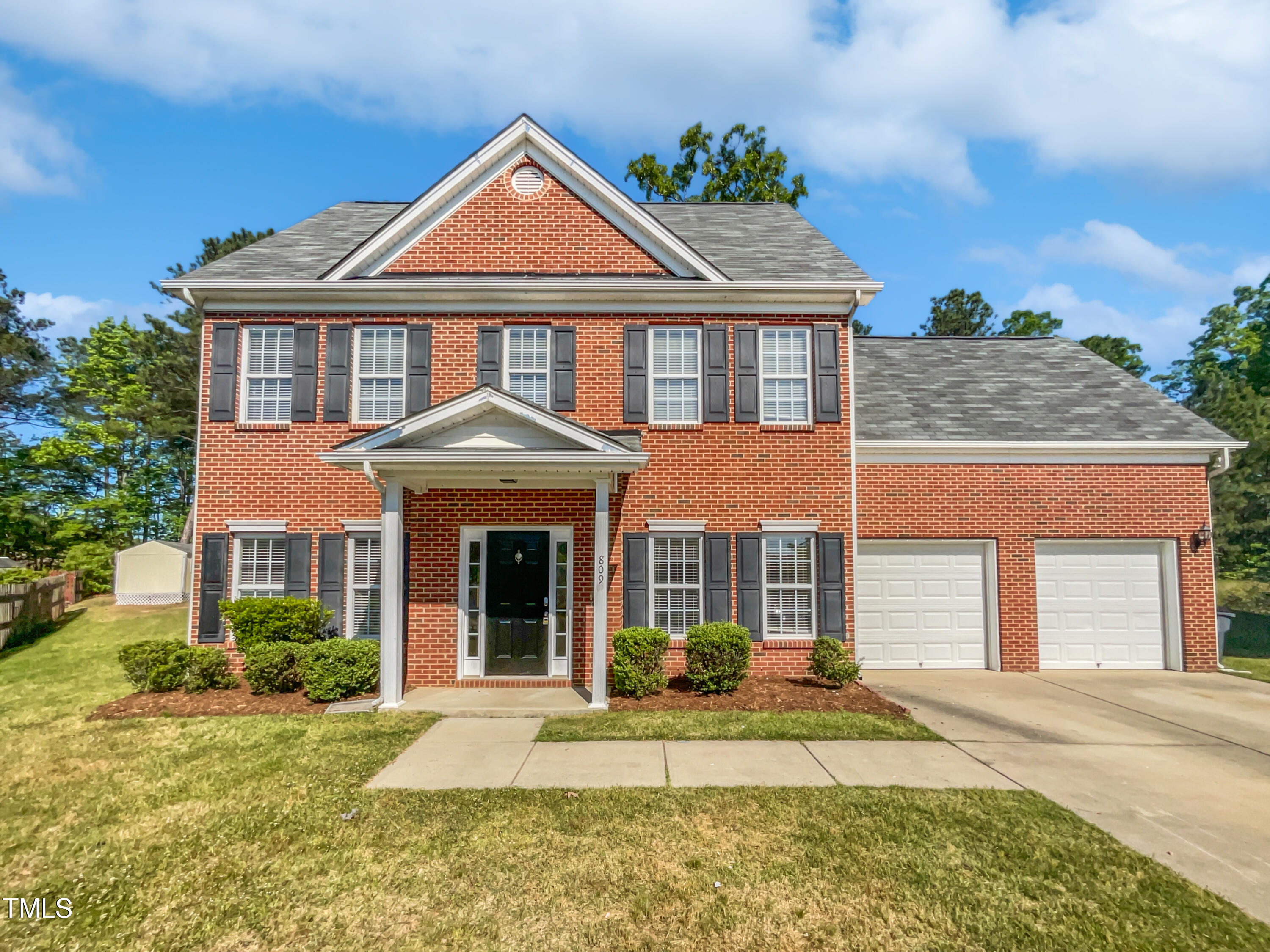 809 Pyracantha Drive