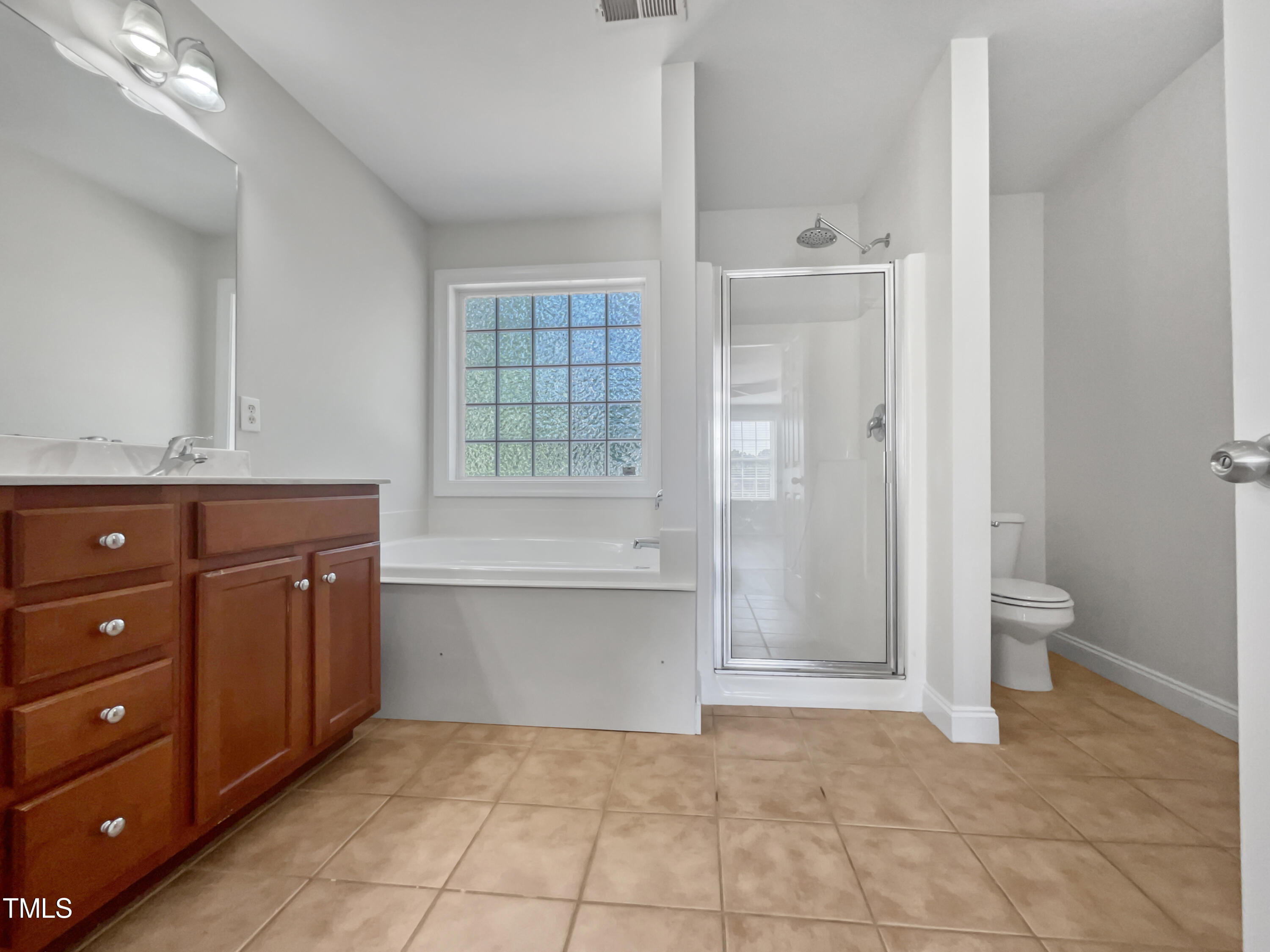 809 Pyracantha Drive