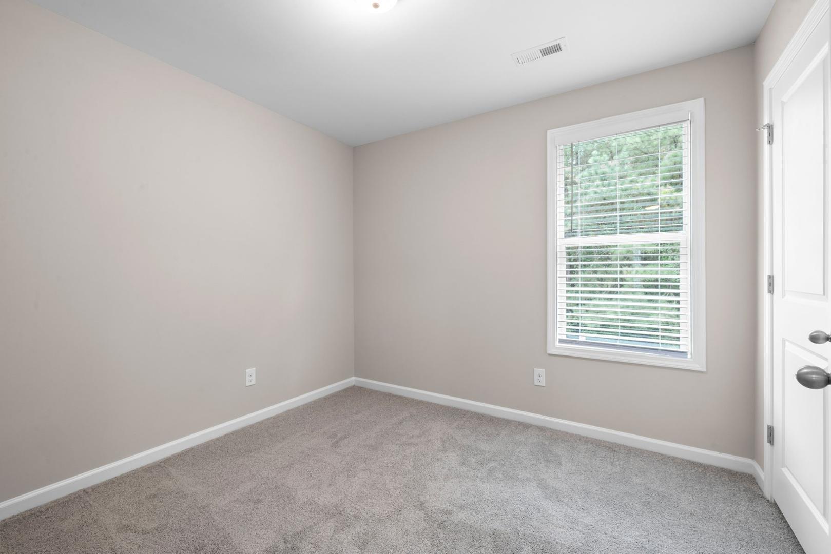 31 Stewarts Knob Drive