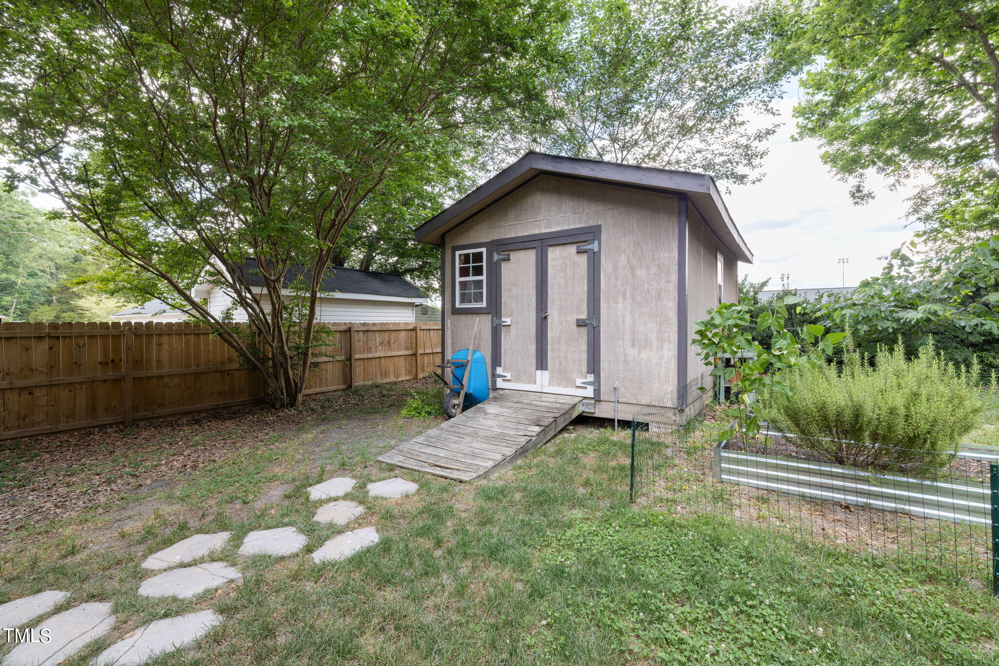 7208 Bentley Circle