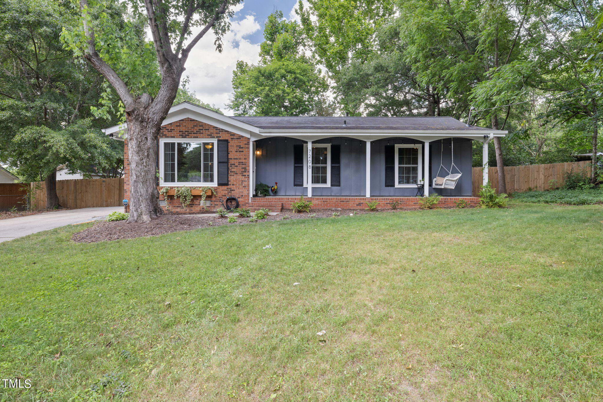 7208 Bentley Circle