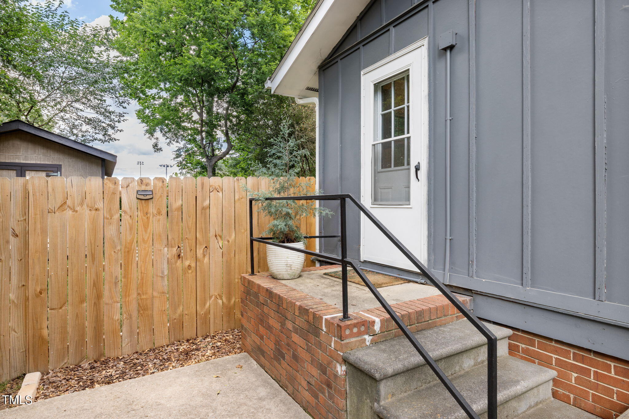 7208 Bentley Circle