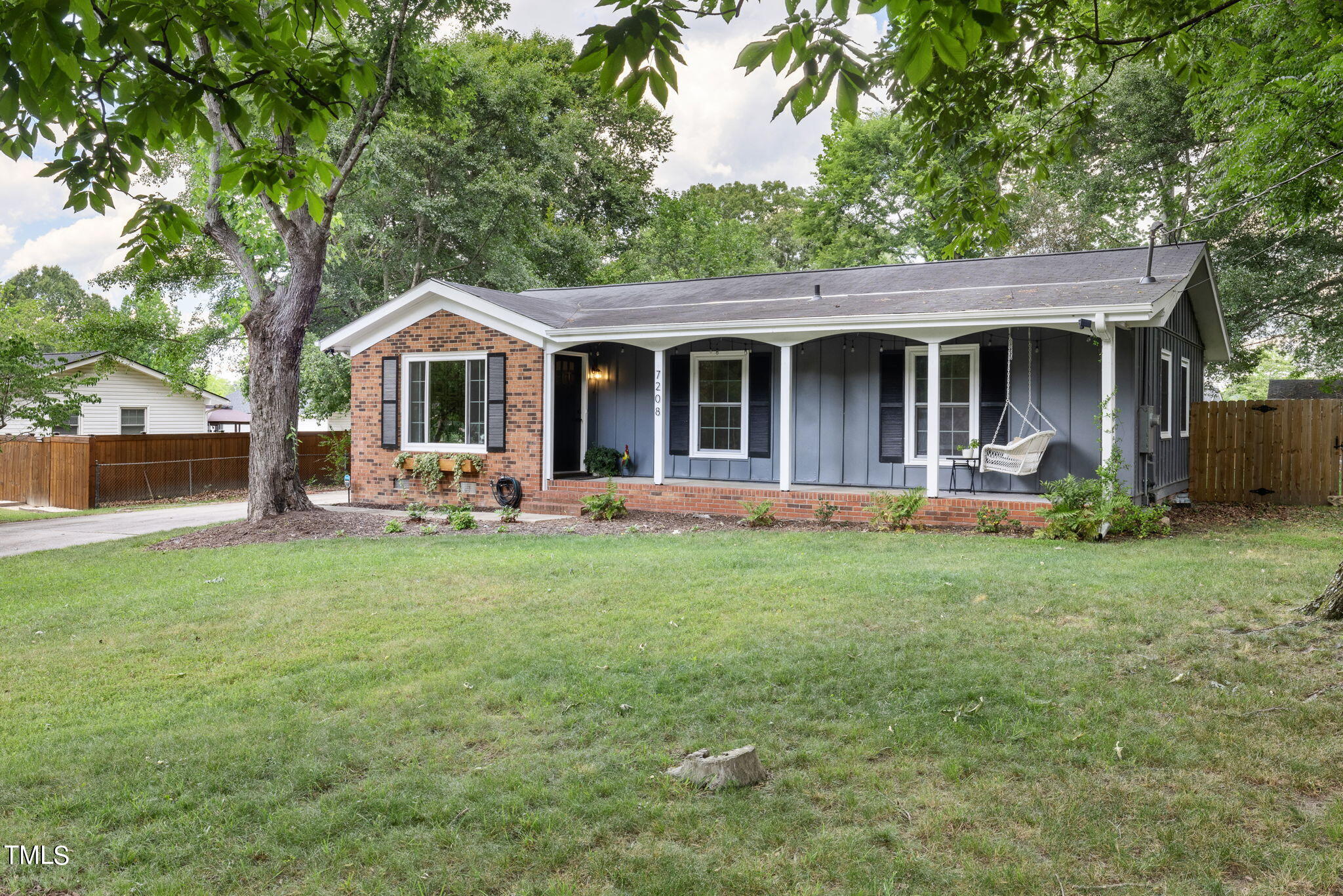 7208 Bentley Circle