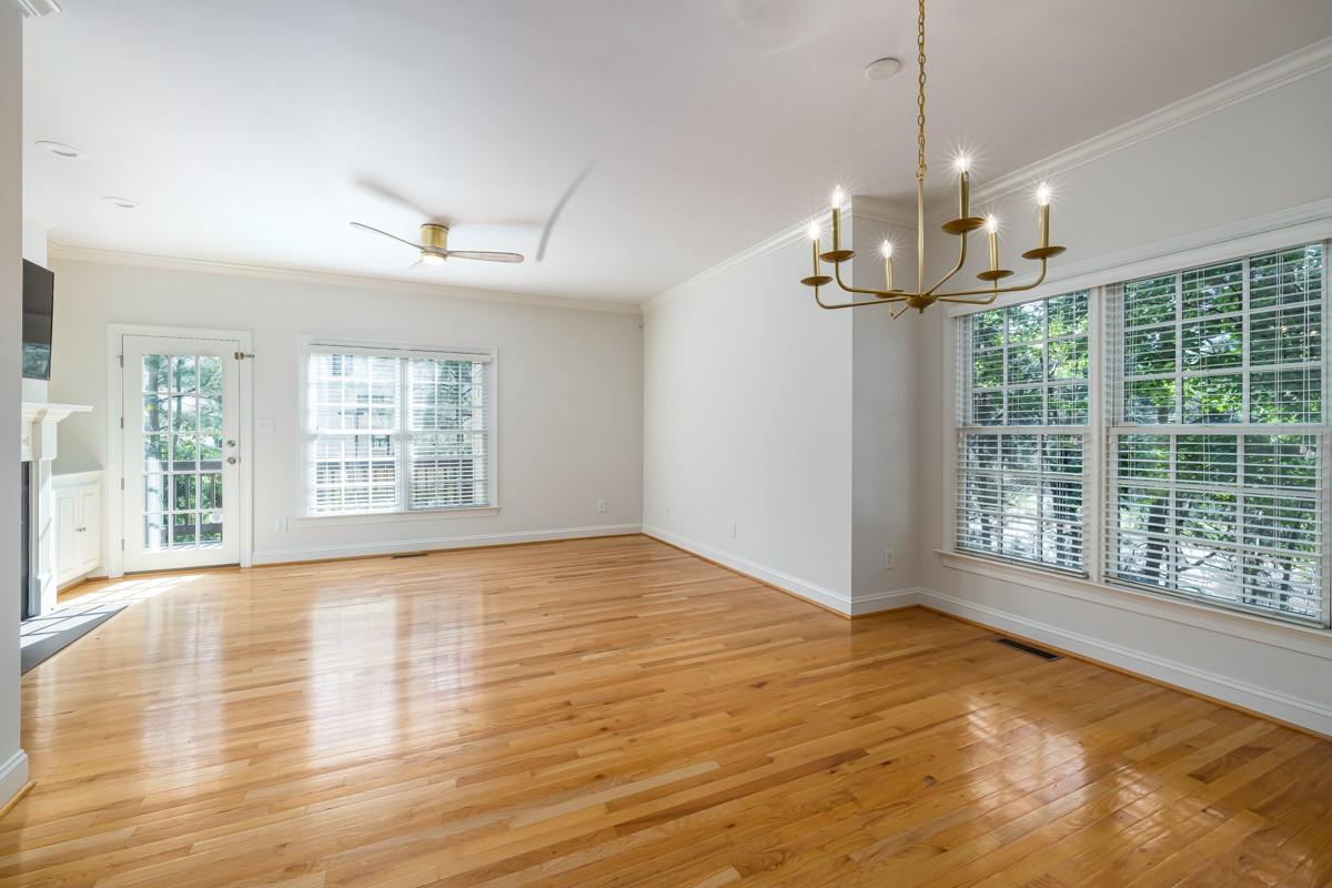 1300 Cameron View Court
