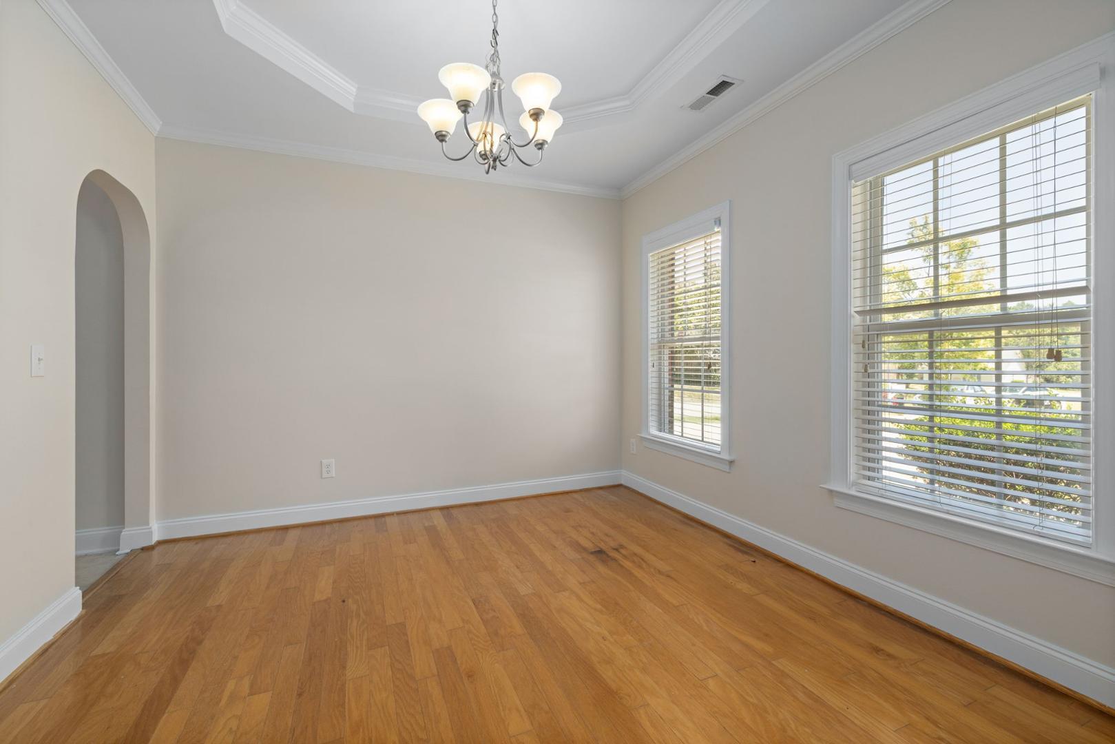 809 Pyracantha Drive