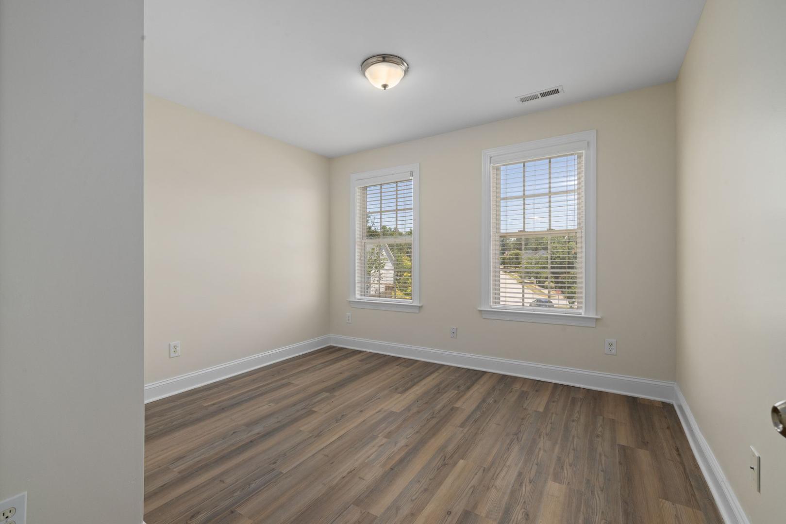 809 Pyracantha Drive