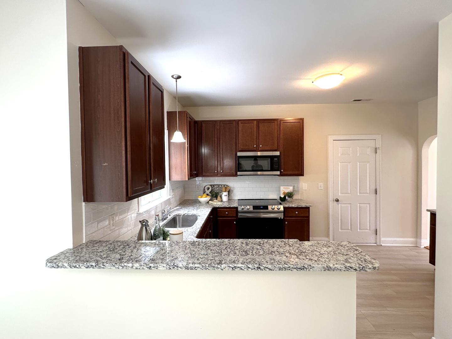 809 Pyracantha Drive