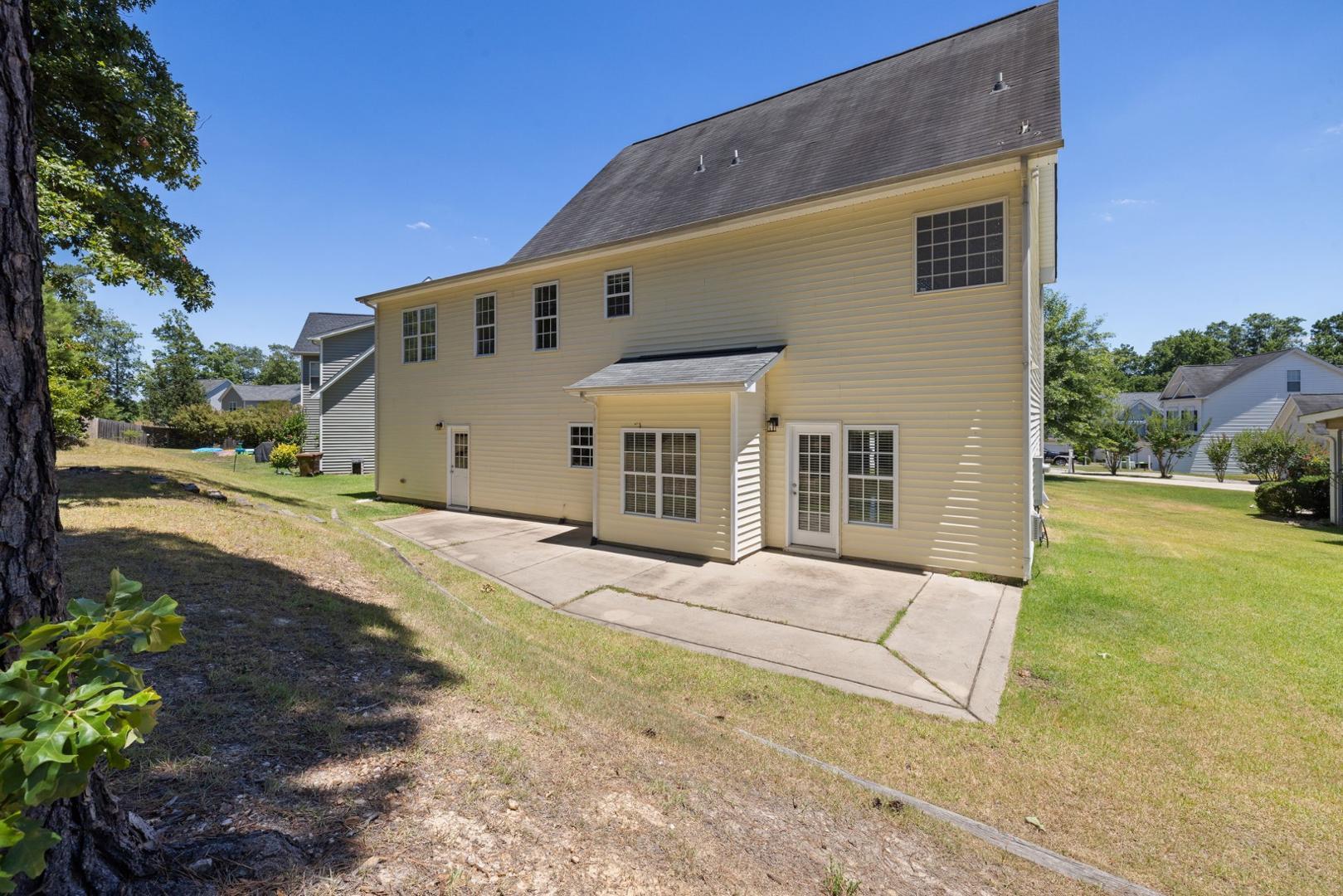 809 Pyracantha Drive