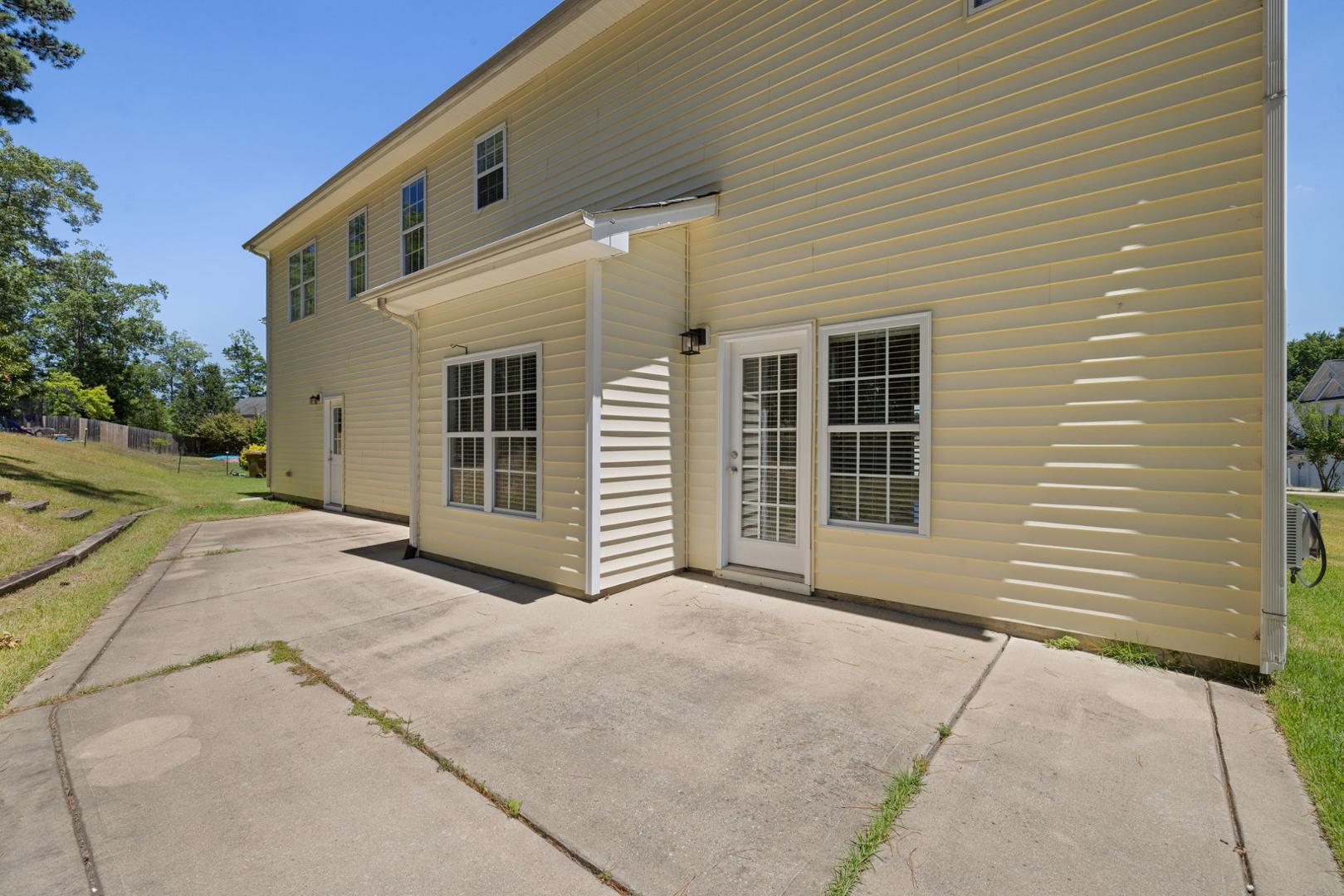 809 Pyracantha Drive