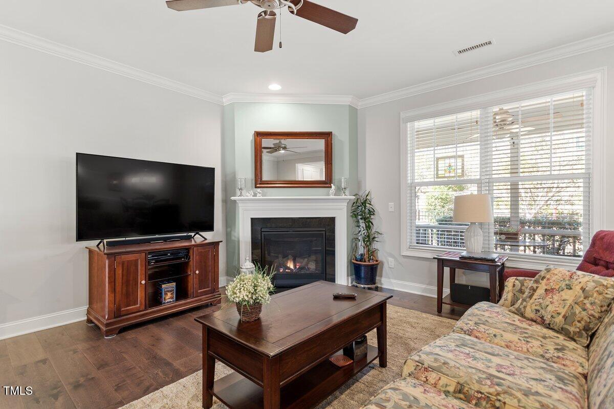468 Talons Rest Way