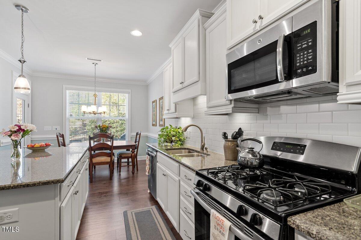 468 Talons Rest Way