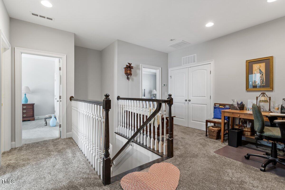 468 Talons Rest Way
