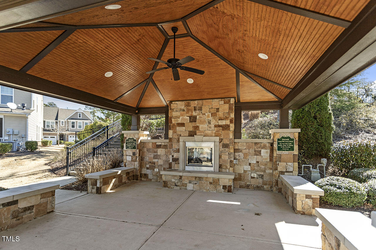 468 Talons Rest Way