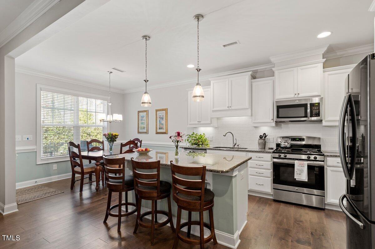 468 Talons Rest Way