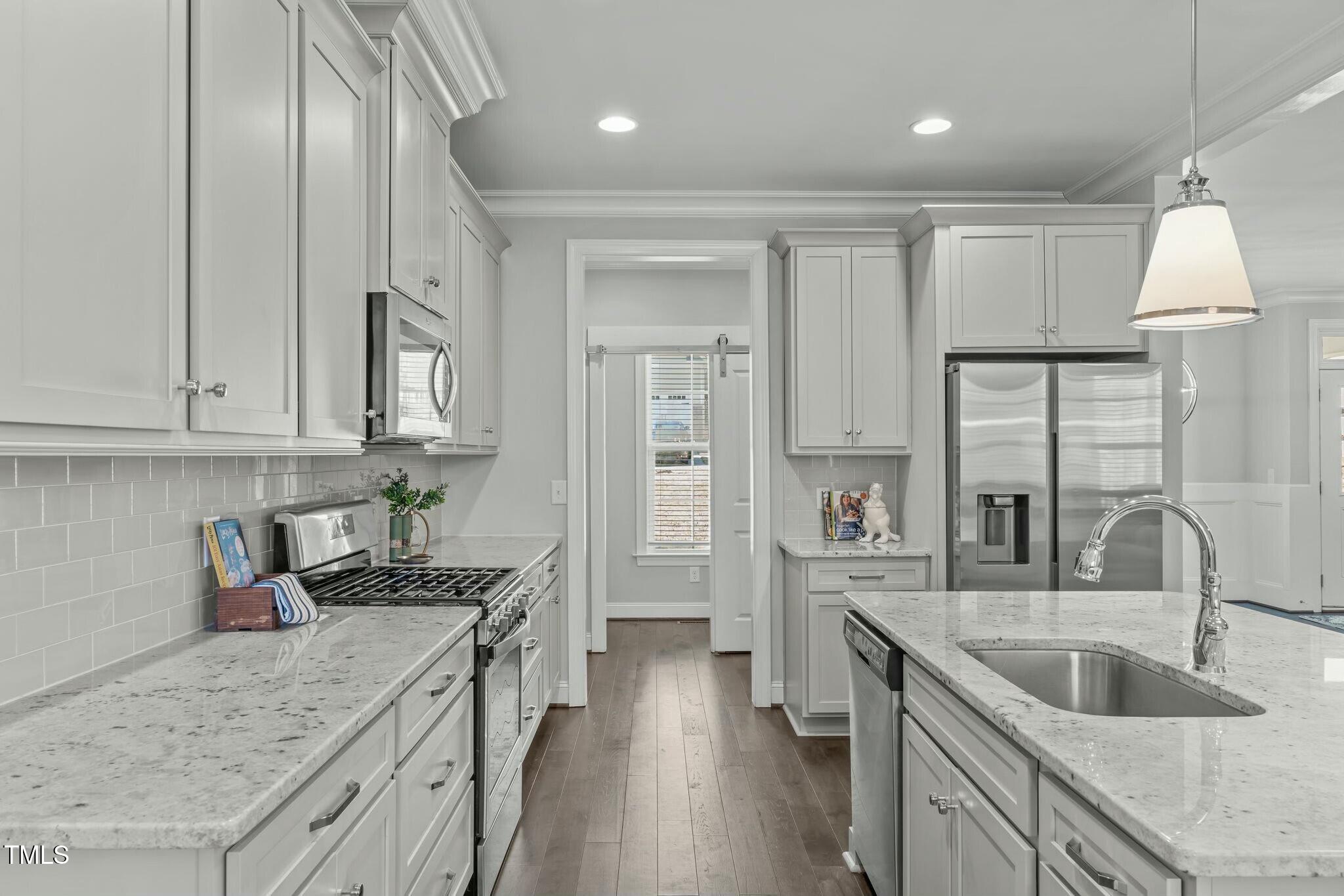 206 Streamside Drive
