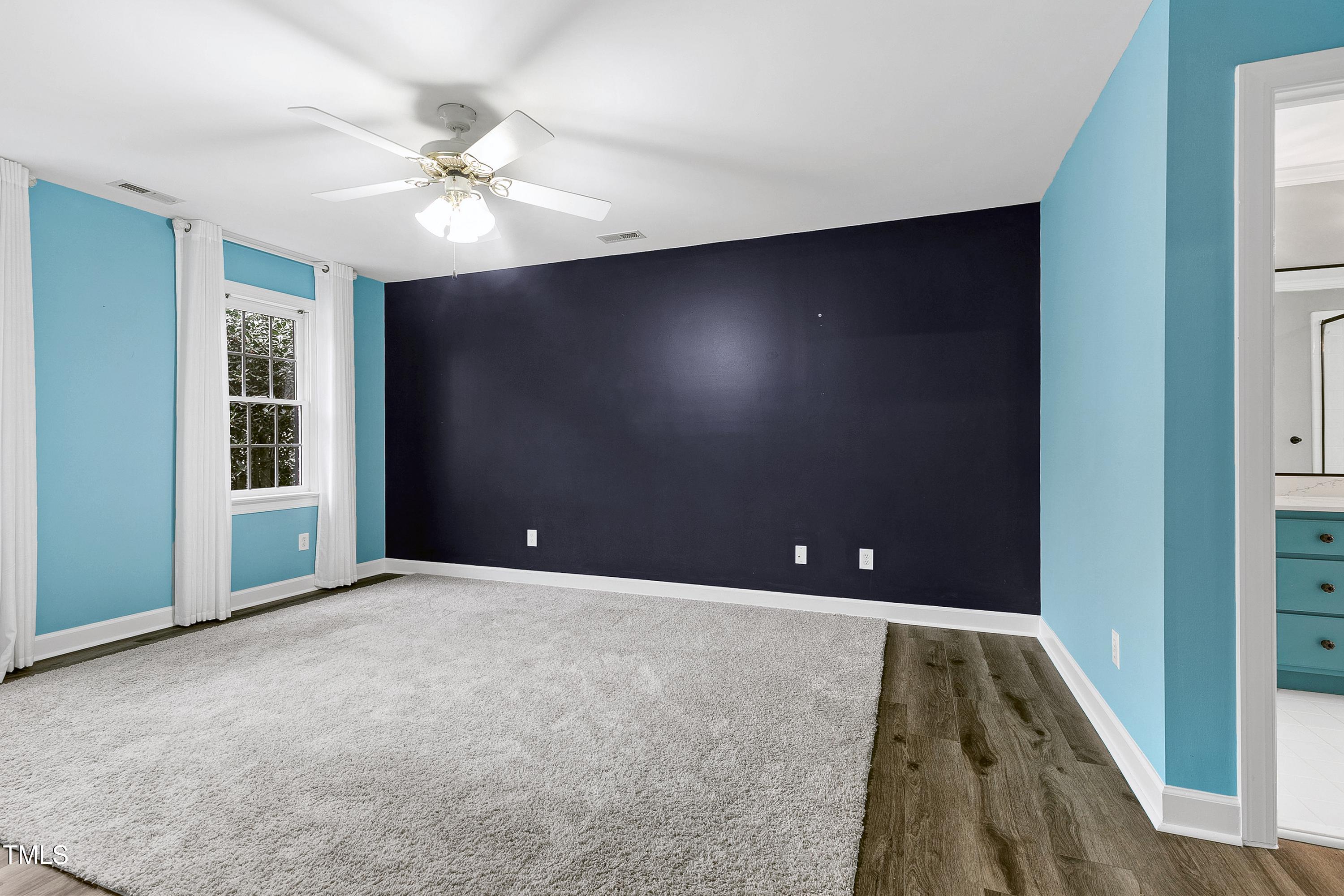 521 Lyndenbury Drive