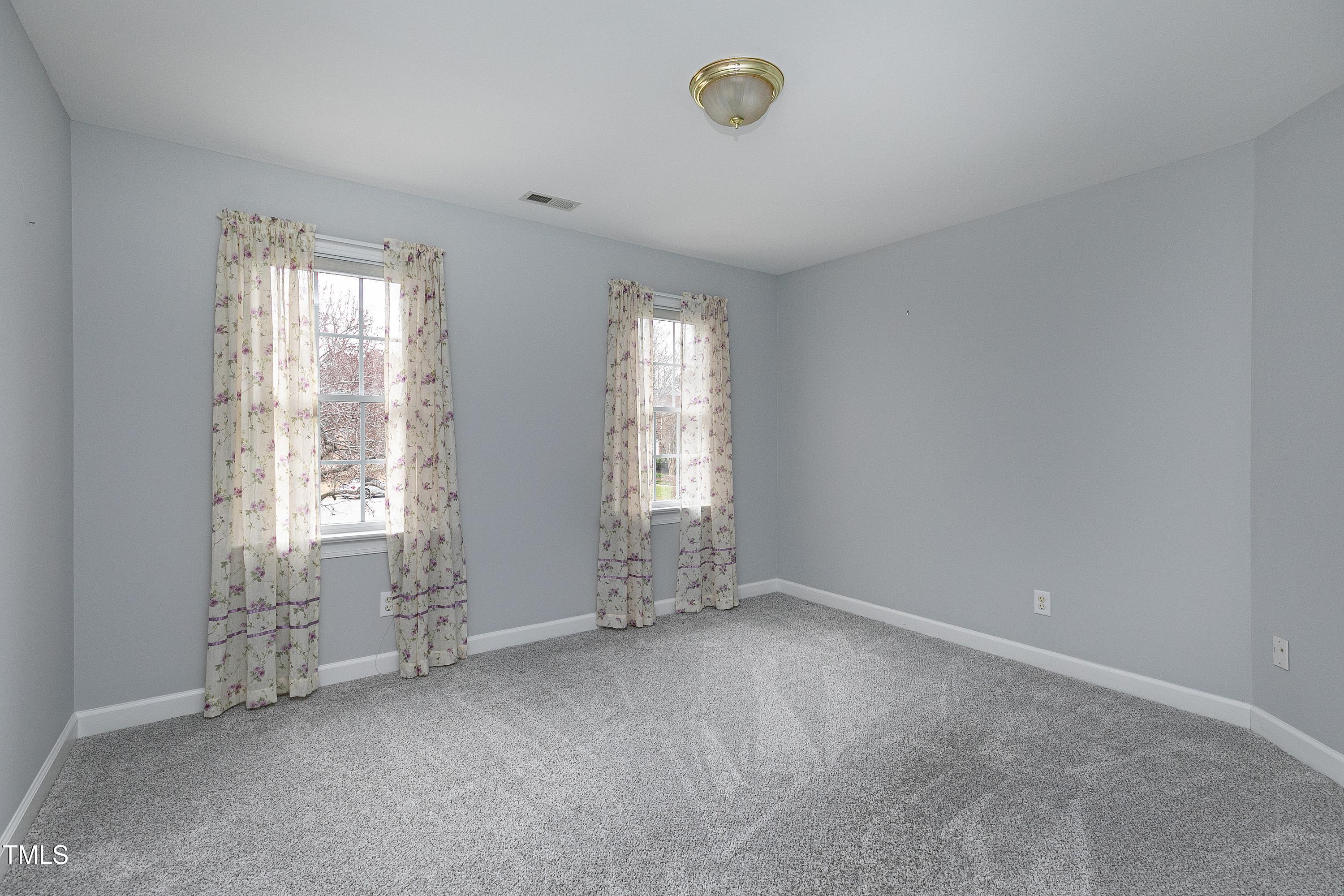 521 Lyndenbury Drive