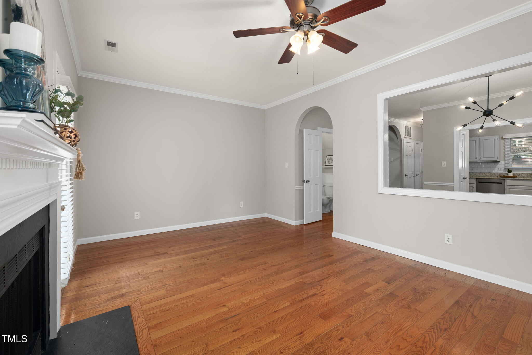 111 Strass Court