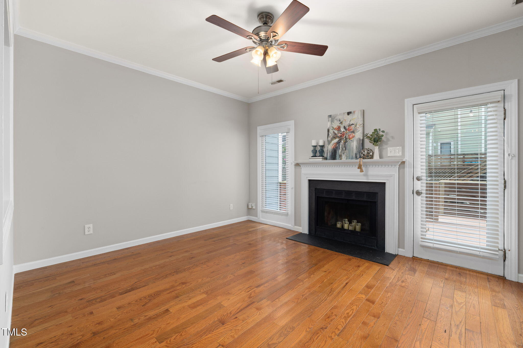 111 Strass Court