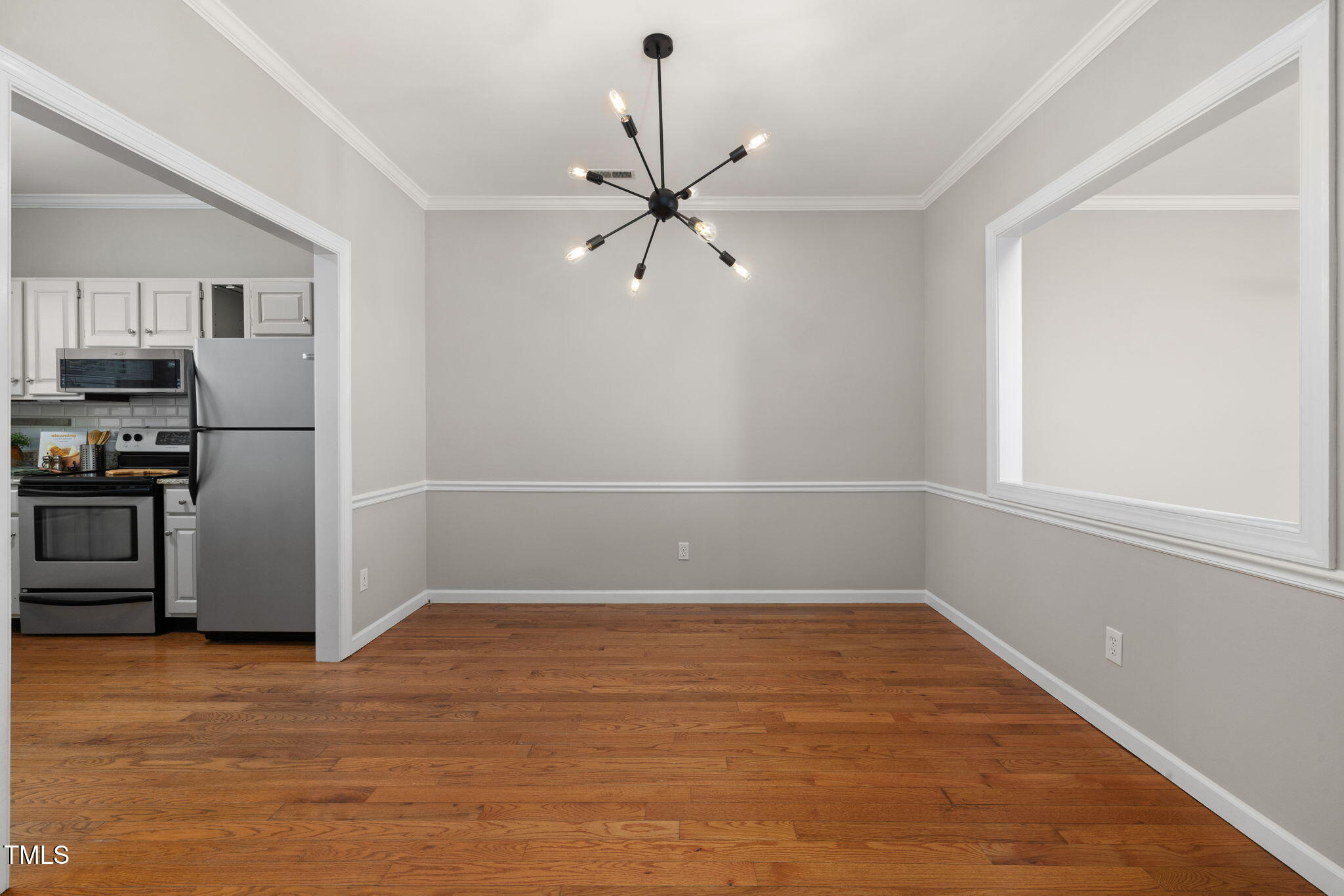 111 Strass Court