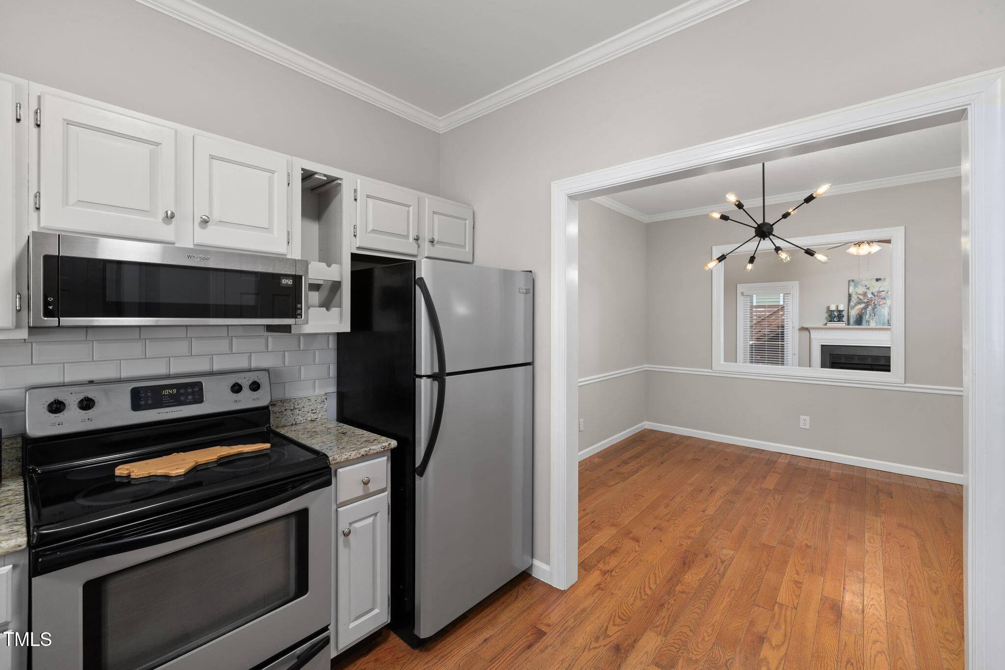 111 Strass Court