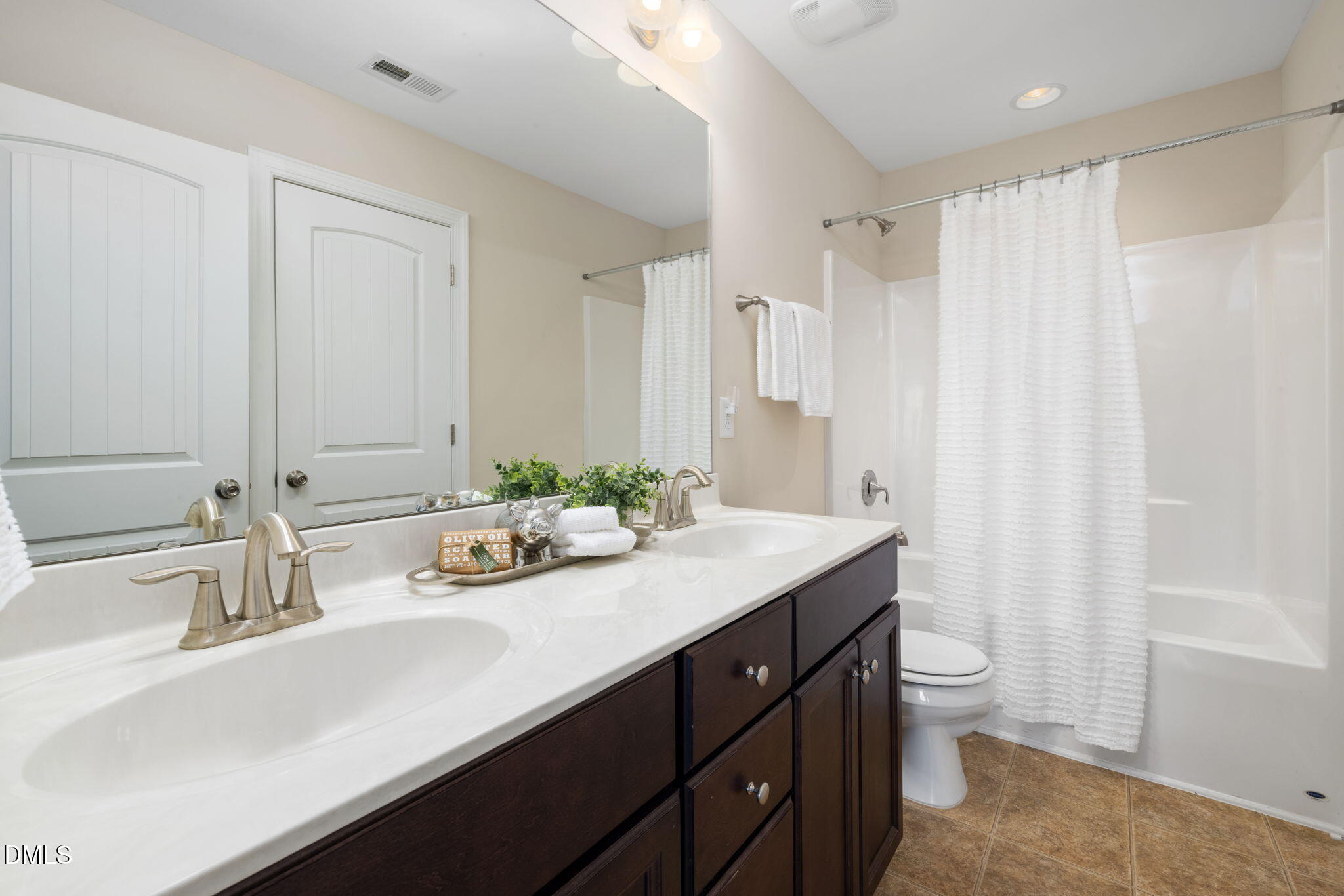 108 Lady'S Mantle Lane