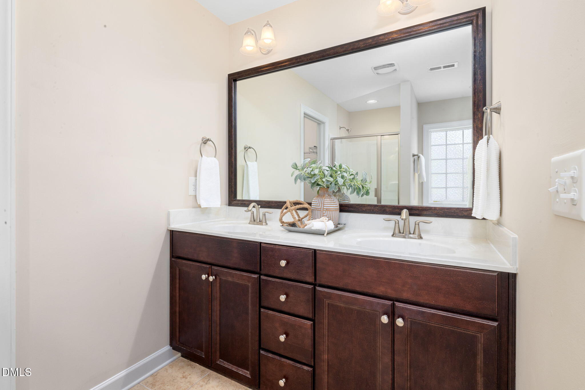 108 Lady'S Mantle Lane