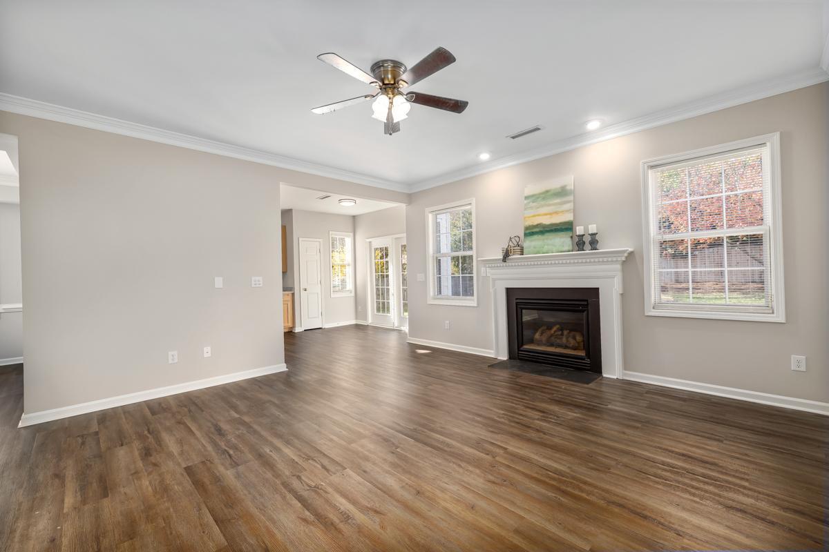 242 Inkster Cove