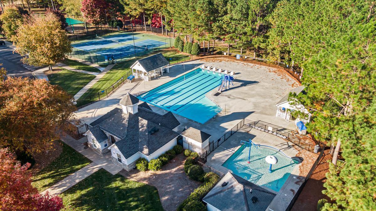 242 Inkster Cove