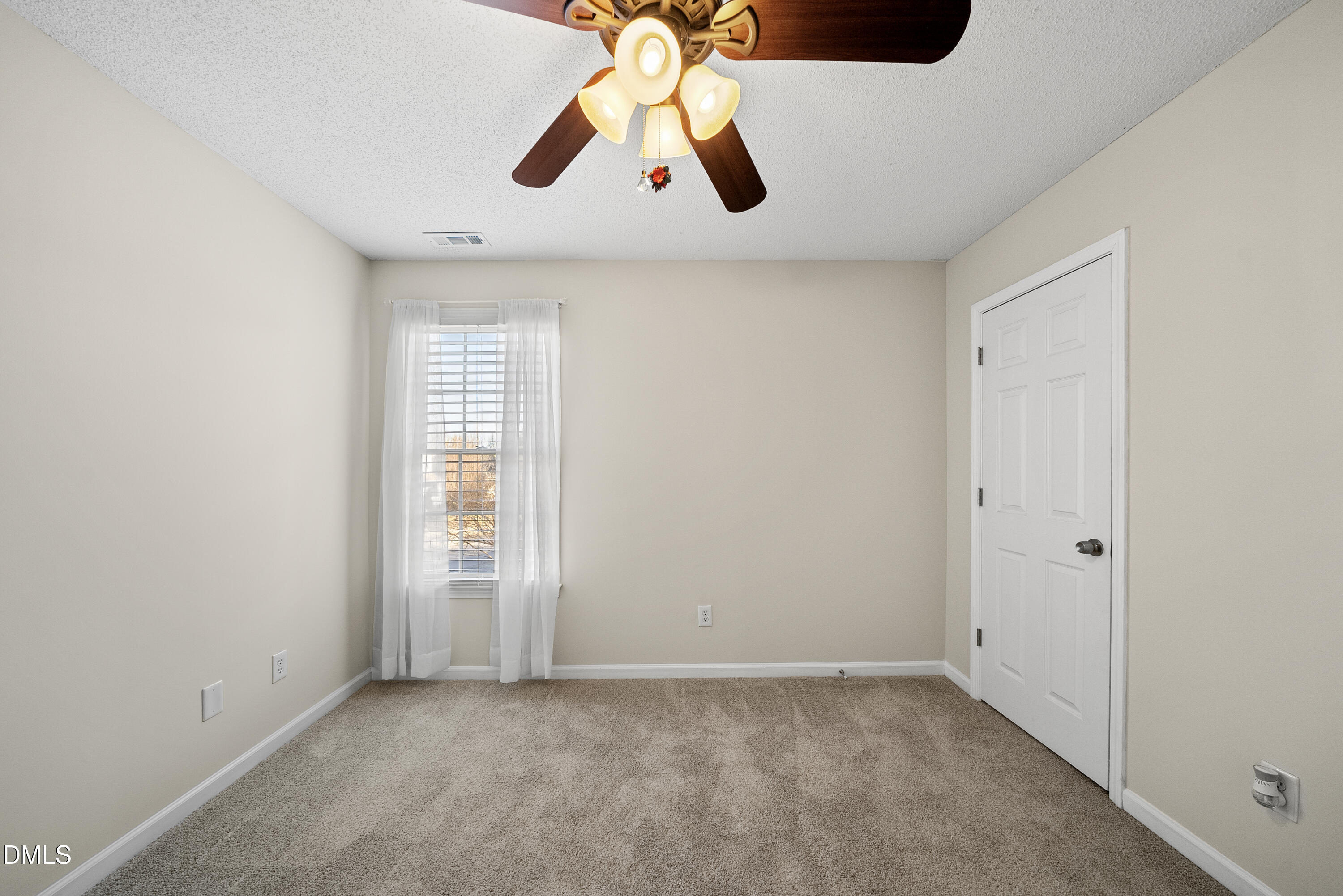 615 Southshore Parkway