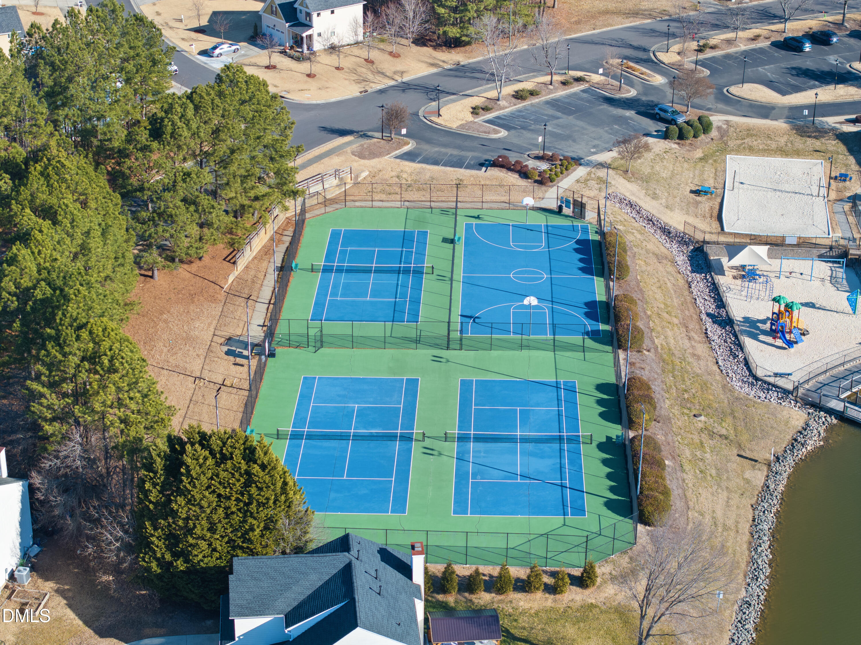 615 Southshore Parkway