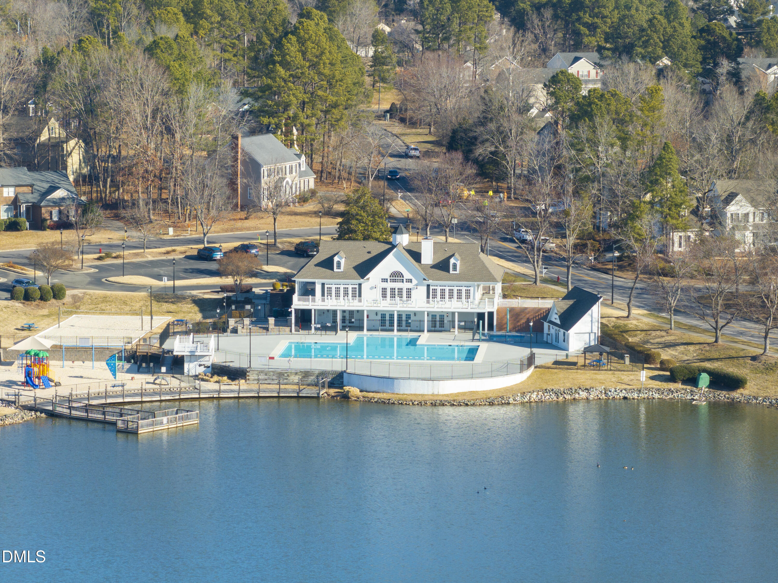 615 Southshore Parkway