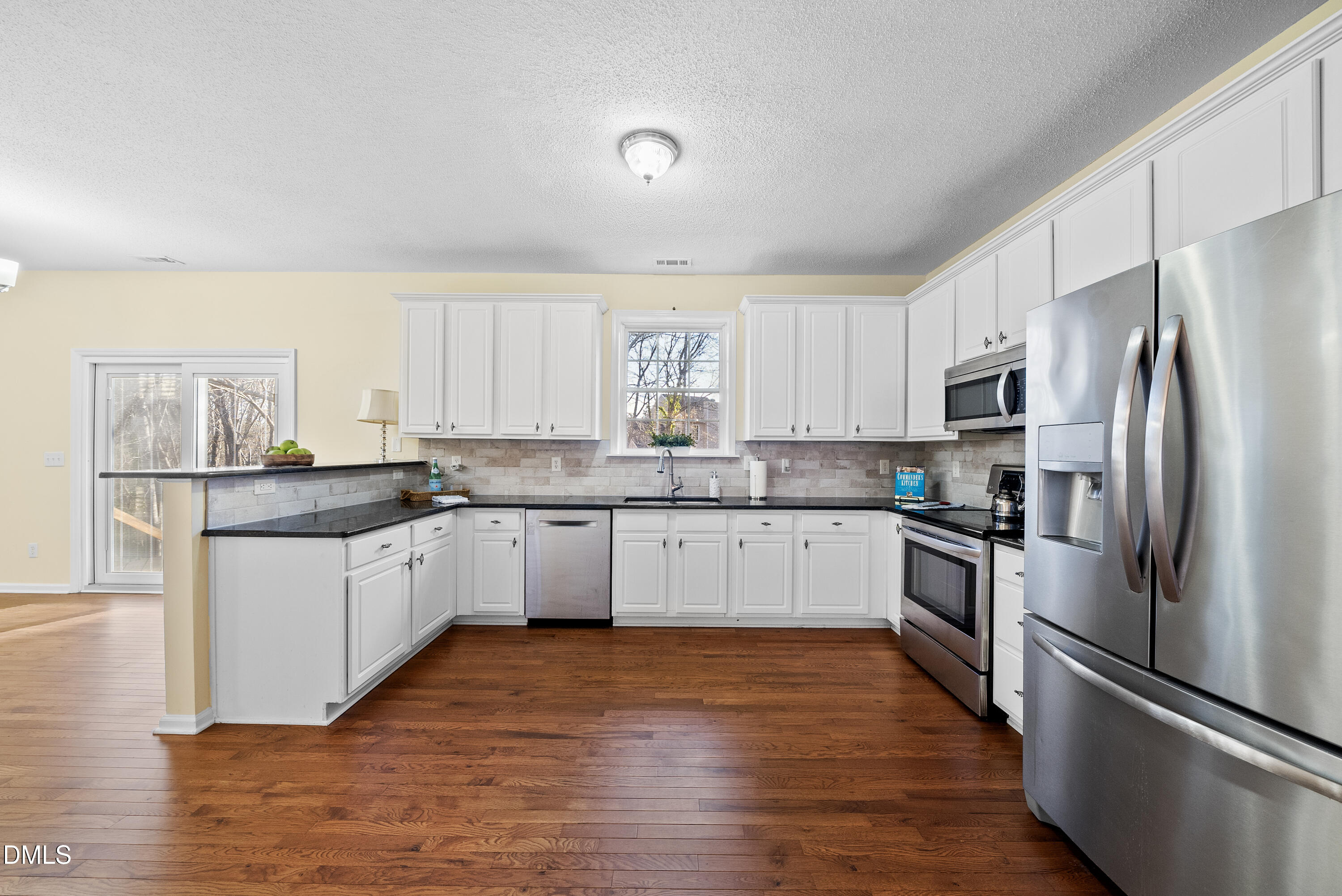 615 Southshore Parkway